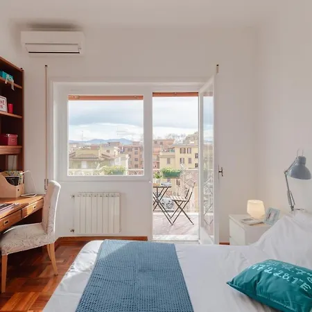 Apartament Bright 2br With Balcony, Caffarella, Furio Camillo, Tuscolana Station *