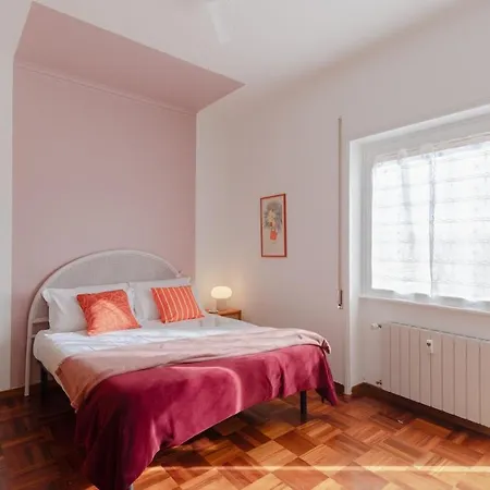 Bright 2br With Balcony, Caffarella, Furio Camillo, Tuscolana Station Apartament