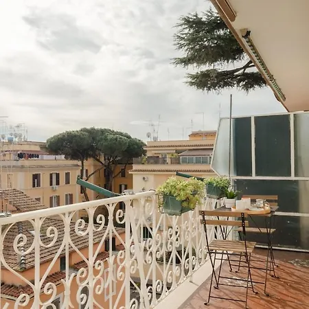 Bright 2br With Balcony, Caffarella, Furio Camillo, Tuscolana Station Rzym